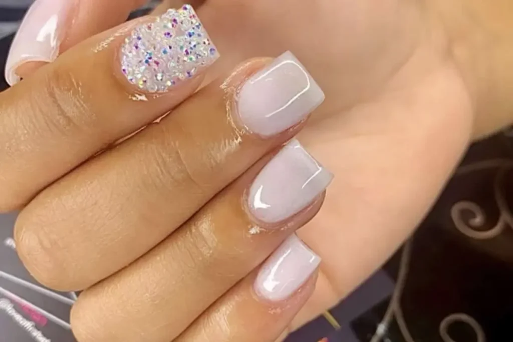 bling on short nails