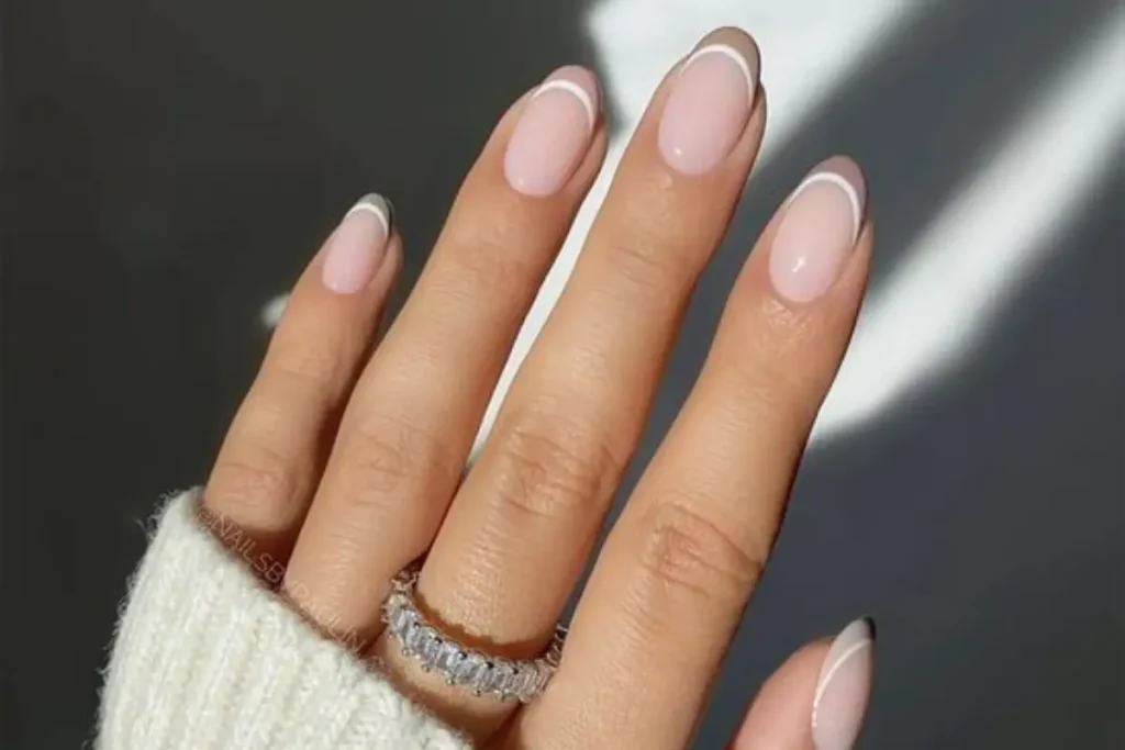 double-french-desigh-on-short-nails.