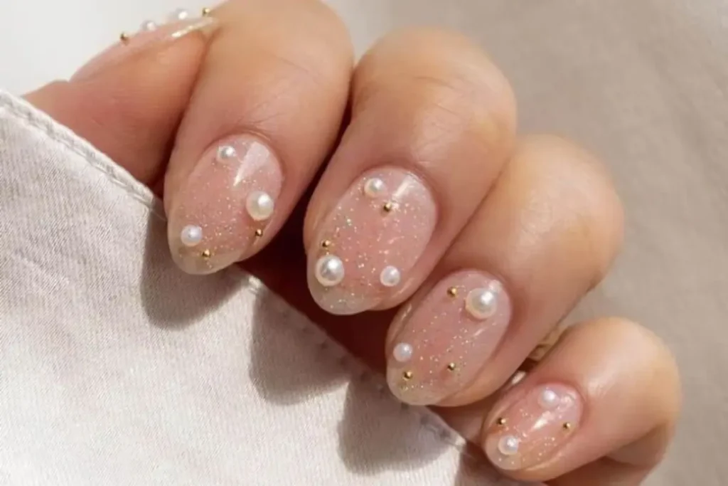 dazzling gemstone on short nails